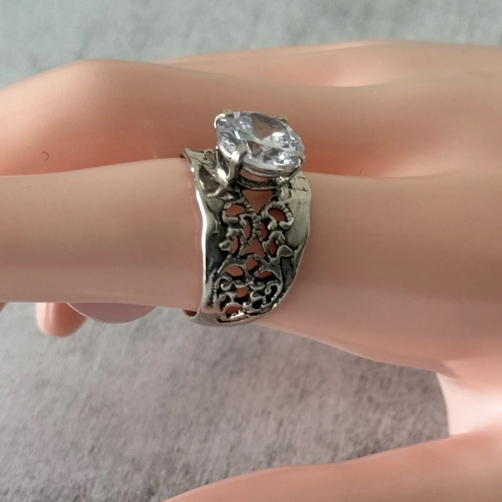 Noa Zuman Sterling Silver 925 Ring W Round Clear CZ Sz. 8